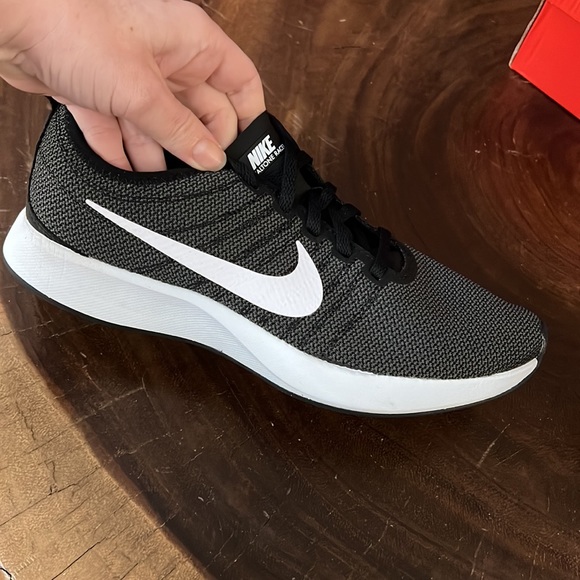 Nike Dualtone Racer (Black & White) - Picture 7 of 10